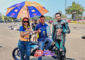 Arif Rachmaladi Ditemani Jafa Munir (Pembalap) Raih Podium Untuk Pos Aja Some1Else Racing Team Dalam Puncak Kejurda Road Race 2023 Indramayu