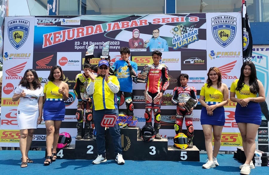 Podium Bebek 4T 150cc Usia 16 Tahun ECU Std Bangga Didampingi H. Supriyono