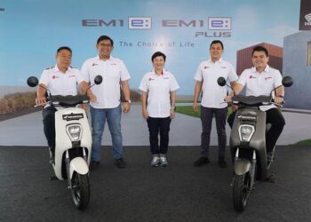 Management PT Daya Adicipta Motora) Memperkenalkan Honda EM1 e dan EM1 e PLUS