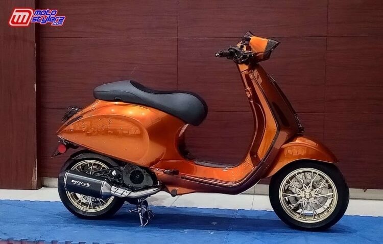 Modifikasi Vespa Sprint by M8 Garage