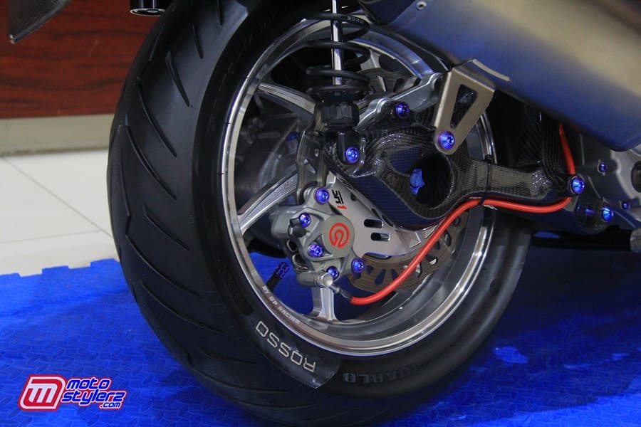 Roda Belakang-Mantab Gambot Bareng Pirelli Diablo Rosso