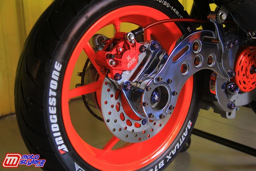Undercarriage-Diimachoin Custom Swingarm