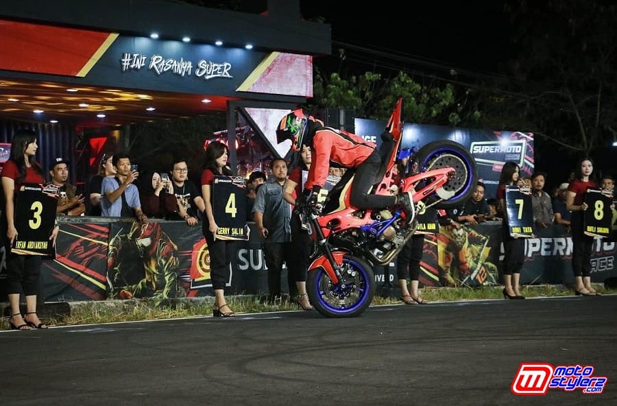 Aksi Freestyle-Bikin Penonton Makin Bersemangat