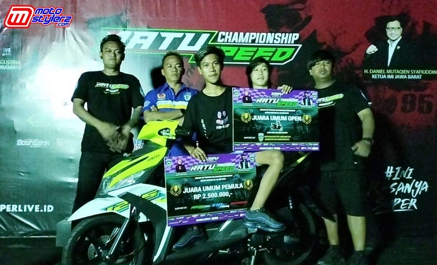 Yudies Kurcaci Raih JU Pemula Nasional & JU Open Bareng Hadiah 1 Unit Motor. Ditemani Pemilik Event Serta Dray Speed Management