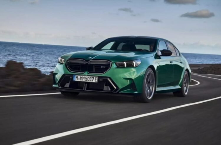 BMW Hadirkan M5 Generasi Baru, Kencang & Ramah Lingkungan