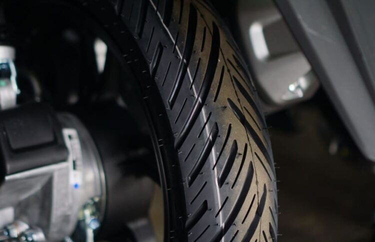 Tips Memilih Ban Yang Cocok Untuk Sepeda Motor