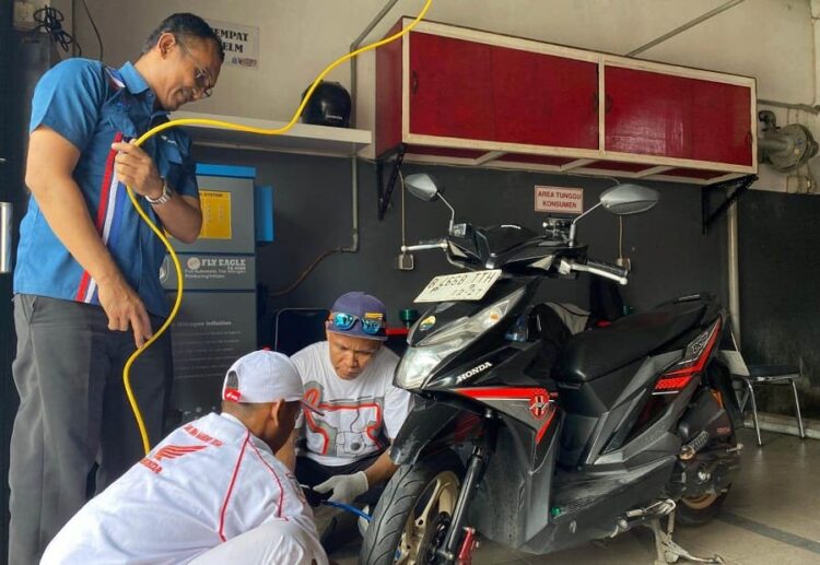 DAM Ajak Jurnalis Kenalkan SMK Mitra Binaan Astra Honda Lewat ‘Skena Garage’