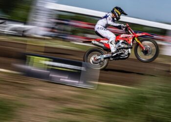 Adel Bersama CRF250R Berjuang Taklukan MXGP di Republik Ceko