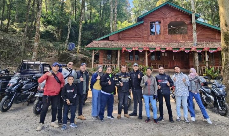 Dari Curug Hingga Pantai Warnai Kegiatan Sunmori ADV Riders Bandung