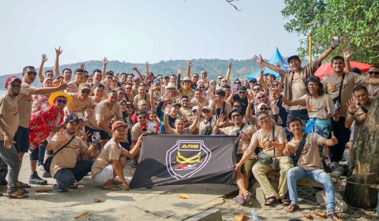 ADV Riders Bandung Rayakan Anniversary ke-5 di Pangandaran