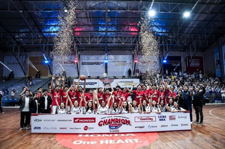 SMAN 2 Bandung & SMA BPK Penabur Cirebon Juara Honda DBL 2024 West Java Series