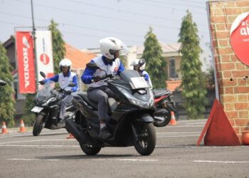 Menjaga Kenyamanan dan Keamanan Berkendara dengan Teknik dan Postur yang Tepat
