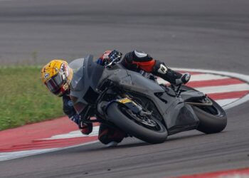 Makin Improve di Test YZF-R9, Aldi Satya Mahendra Adaptasi Hadapi World Supersport 2025