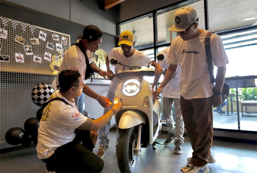 New Experience with New Honda Scoopy, Sensasi Gaya Berkendara Unik dan Fashionable