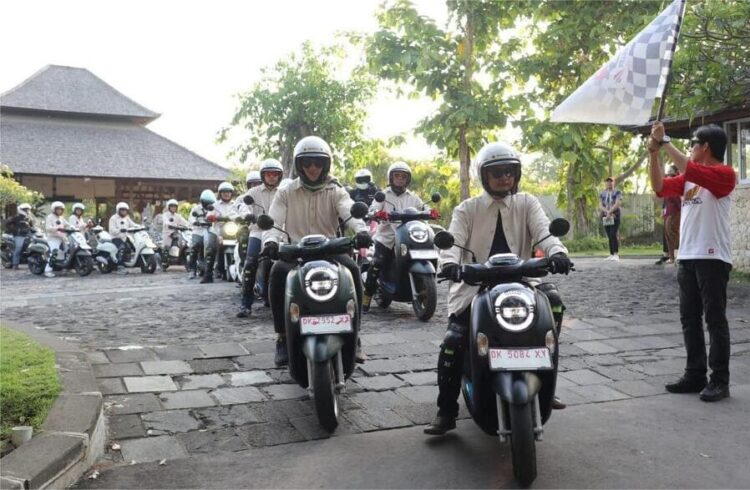 New Experience with New Honda Scoopy, Sensasi Gaya Berkendara Unik dan Fashionable