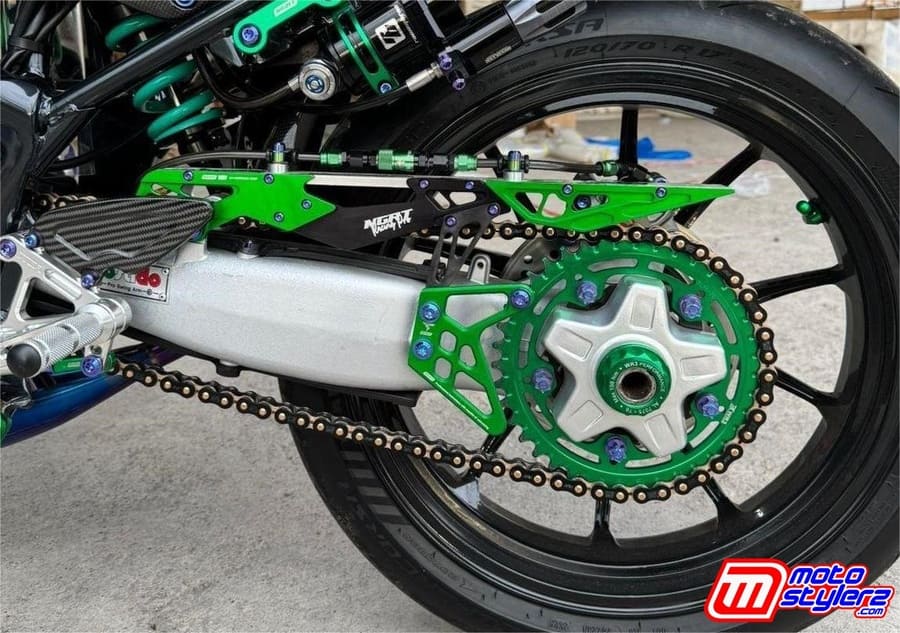 Ninja RR 2011 (Payakumbuh Barat): Semakin Mempesona Baren Efek Bunglon & Part NSR SP 