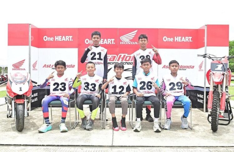 Lolos Seleksi, 7 Siswa Siap Melesat di Astra Honda Racing School 2025