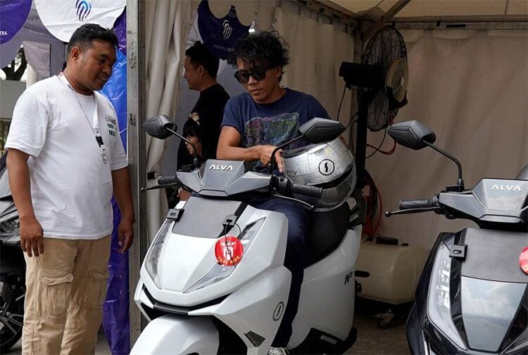 Alva Cervo Q Pilihan Mantab Kaka Slank