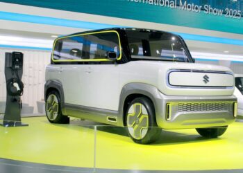 Mobil Listrik Nan Futuristik Suzuki eWX Jadi Primadona