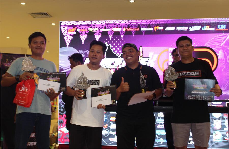Modifstyle Lancang Kuning Motocontest Seri 3 Pekanbaru Digempur 228 Modifstylerz Pulau Sumatera